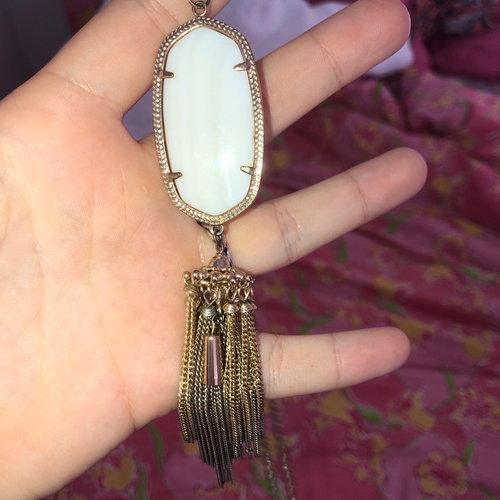 Kendra scott White pearl necklace tassel SOLD - Picture 4 of 5